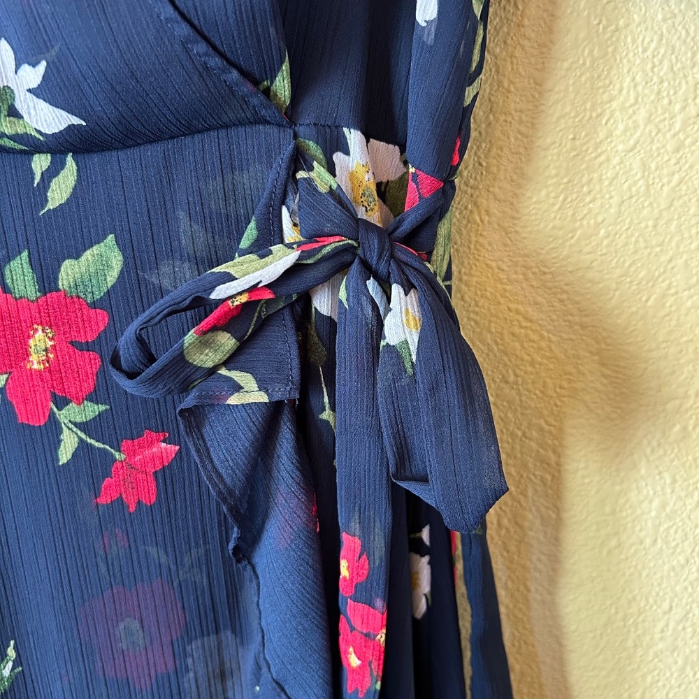 Calvin Klein Flutter Short Sleeve Hi-Lo Red White Blue Floral Party Dress Size 4 - Picture 10 of 10